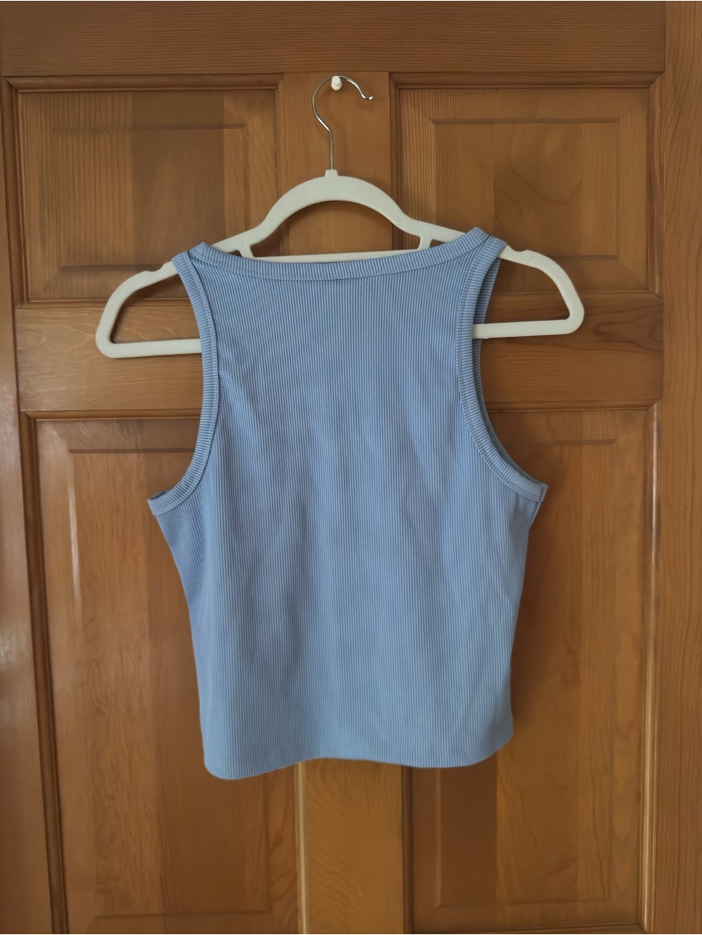 Divided Ribbed Tank Crop Top - Picture 3 of 3